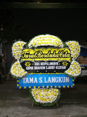 Papan Bunga Duka di Sungainangka